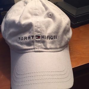 Tommy Hilfiger Hat (White)